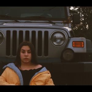 Meet your Posher, Georgia